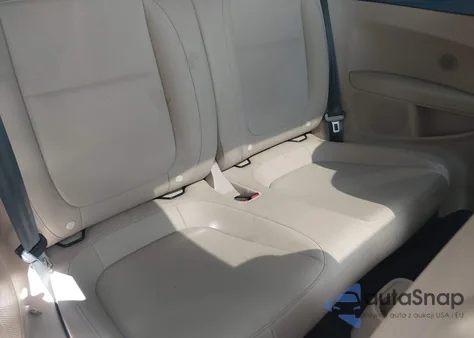 2019 Volkswagen Beetle 2.0T Se из США, поврежденный, VIN 3VWJD7AT8KM718323